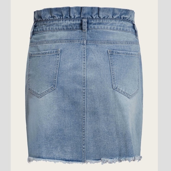 SHEIN Raw Hem Paperbag Waist Ripped Denim Skirt - Picture 2 of 4